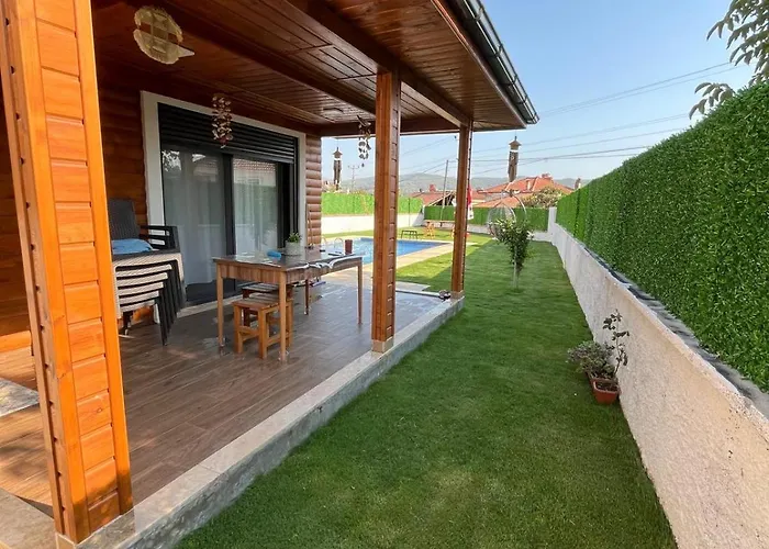 Holiday home Luxury With Pool In Akyaka Goekova Ula