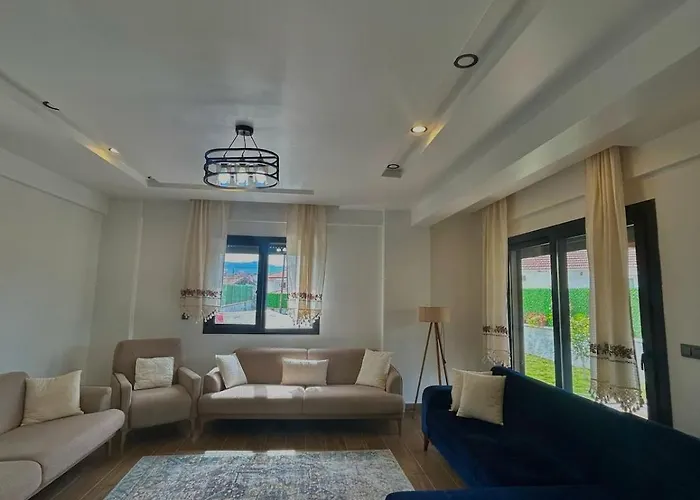 Holiday home Luxury With Pool In Akyaka Goekova